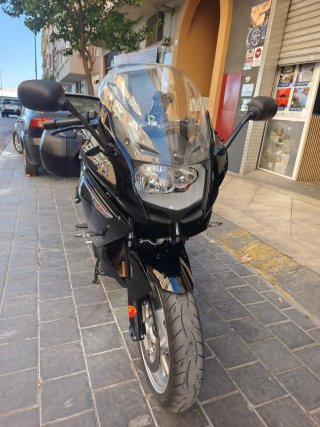 BMW F800GT Negra y Gris