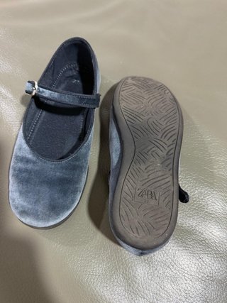 Merceditas azul terciopelo con hebilla