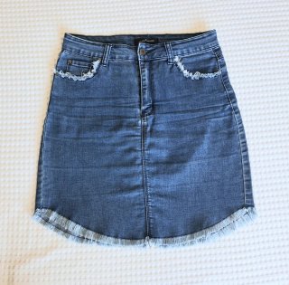 Falda vaquera Amichi con flecos Talla 36