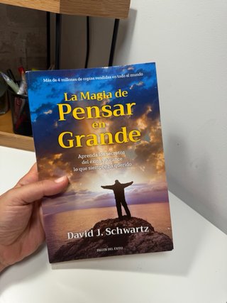 La Magia de Pensar en Grande