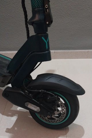 Patinete Eléctrico Cecotec Bongo Y65