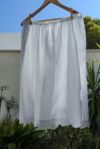 Enagua Antigua  Algodòn blanco Bordado Inglès L/XL