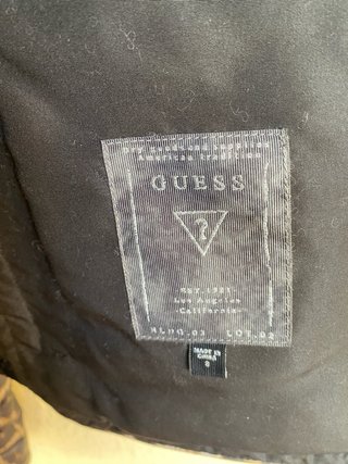Chaqueta Guess Estampado Leopardo
