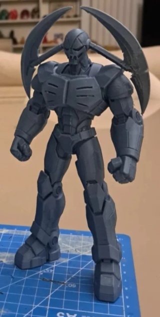 Mostro meccanico Garada stampa 3d
