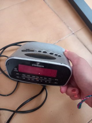 Despertador Stevenson Radio AM/FM