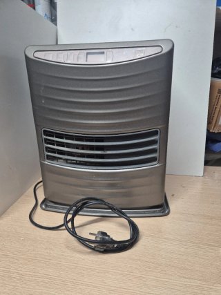 Estufa Parafina Electrónica Toyotomi LC 130