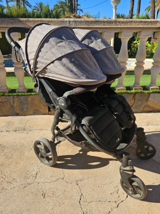 VENDO TODO POR MUDANZa. Carro gemelar Niu Vent