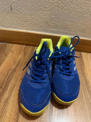 Tenis Adidas Azul y Amarillo