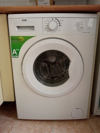 Lote Frigorífico Beko y Lavadora Svab