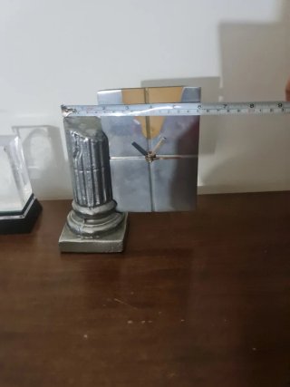 Reloj Escultórico Vintage ARTB3 Columna Neoclásica