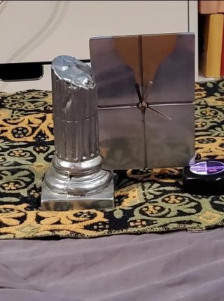 Reloj Escultórico Vintage ARTB3 Columna Neoclásica