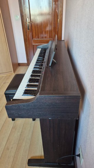 Piano Digital Kawai con Banqueta