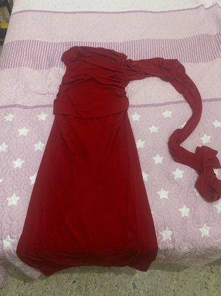 Vestido rojo largo asimétrico