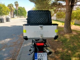 BMW F 850 GS Azul y Blanca