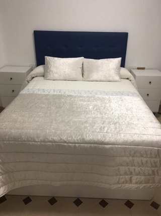 Edredón 1.50 + Fundas Cojín
