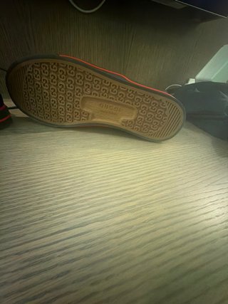 Zapatillas Gucci Negras y Rojas