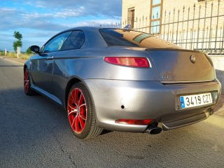 Alfa Romeo GT 2005