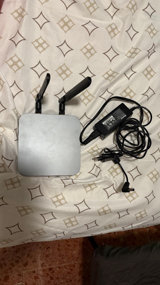 Mini PC Minix Gris
