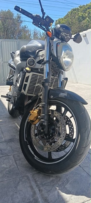 Yamaha FZ6N Naked