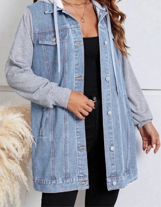 Chaqueta tejana con capucha gris