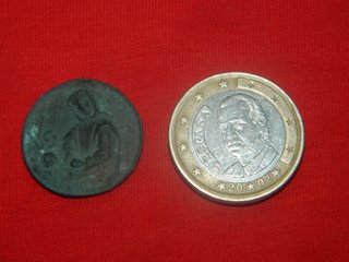Medalla religiosa Santo con calabera Siglo XVII