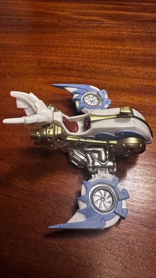 Vehículo Volador Blanco y Azul