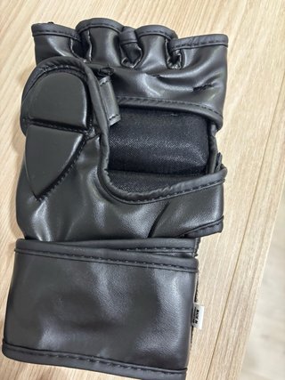 Guantes MMA Monster Energy Negros