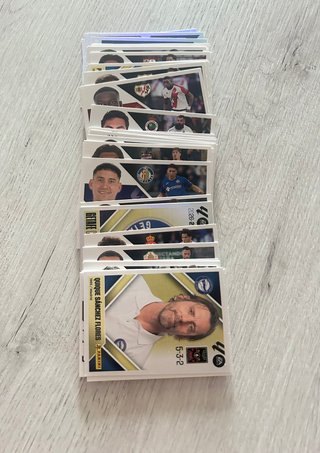 100 Cromos Diferentes Liga Este 2026/27 26-27