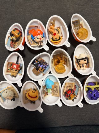 Kinder Sorpresa Figuras One Piece
