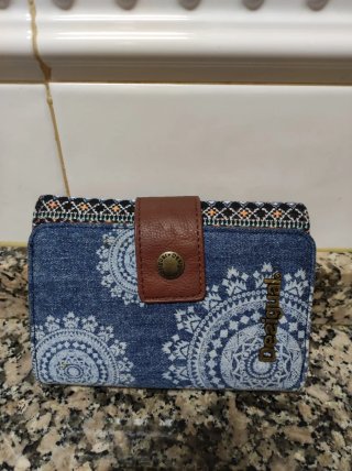 Bolso y cartera Desigual