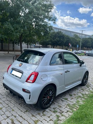 Abarth 695 1.4 t-jet 180 cv