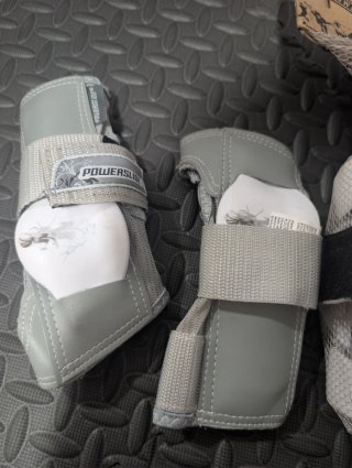 Protecciones Patinaje: Rodilleras y Muñequeras