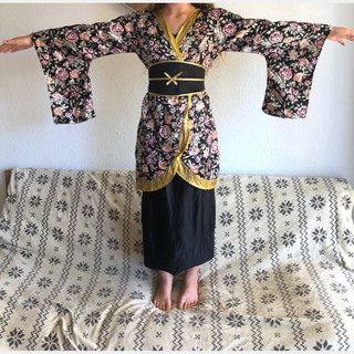 Disfraz kimono japonés 10-11 años largo 100 cm