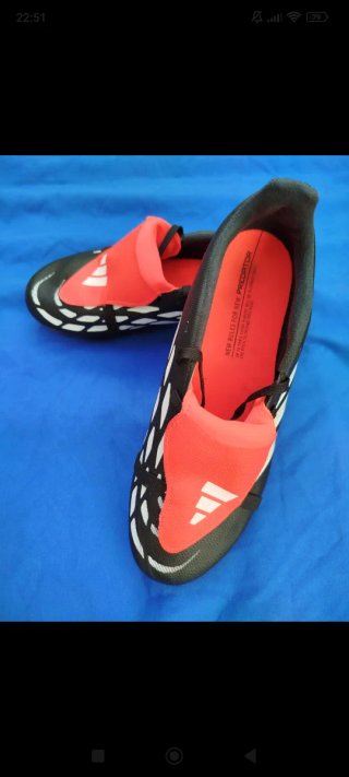 Botas de fútbol Adidas Predator