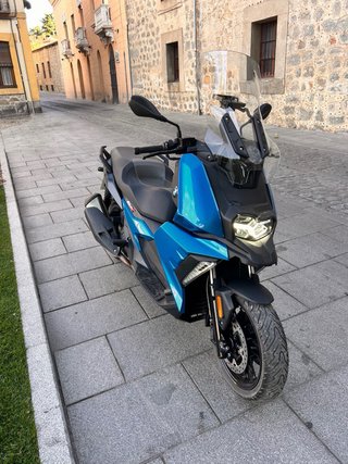 BMW C400X Maxi Scooter Azul