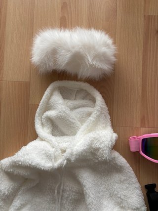 Disfraz esquiadora peluche blanco