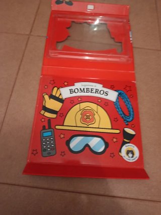Juguetes Bomberos con libro y piezas