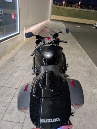 Suzuki GSXR 600 K7
