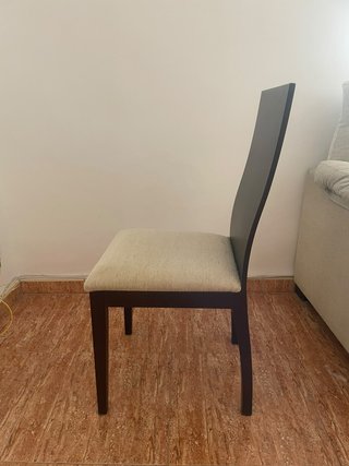 Mesa extensible y 6 sillas