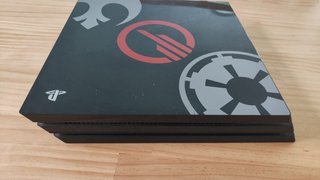 PS4 Pro 1TB Star Wars Ed. Limitada