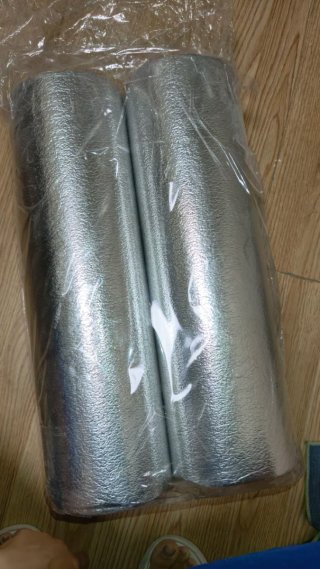 Rollo de papel pintado espuma autoadhesivo