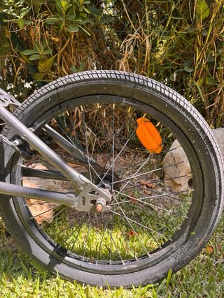 Bicicleta BMX B'Twin 20 Gris