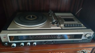 Tocadiscos Philips 970 con Radio y Cassette