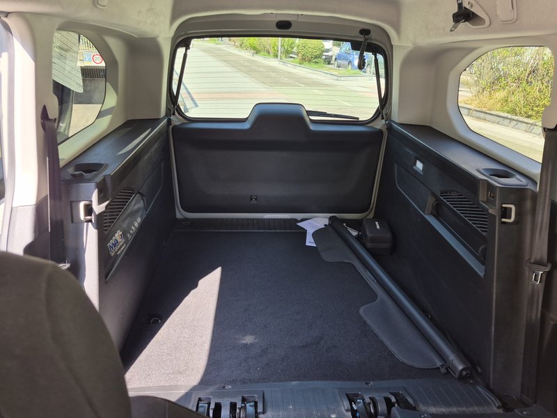 Citroën Berlingo 2019, foto 23