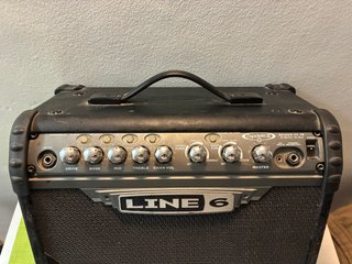 Line 6 Spider III 15W Amplificador Guitarra