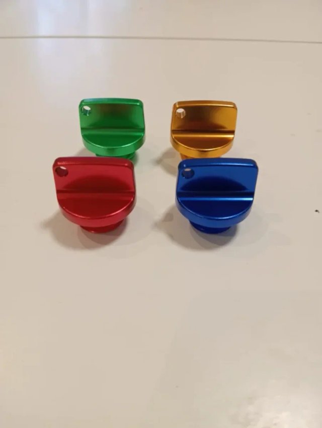 Tapones de aceite aluminio colores