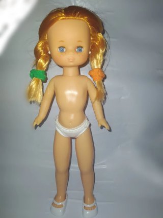 Muñeca Lesly 55  Sólo martes y miércoles
