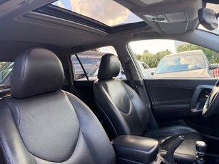 Toyota RAV4 EXECUTIVE 4X4 FULL OPTIONS