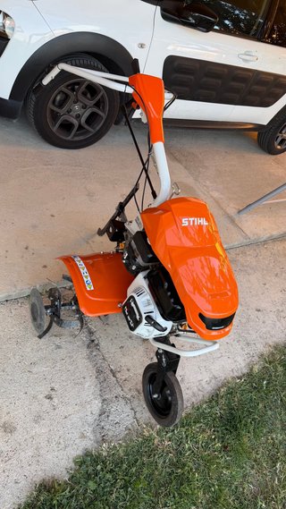 Motoazada Stihl MH 600