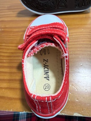 Zapatillas rojas para niñ@ con velcro